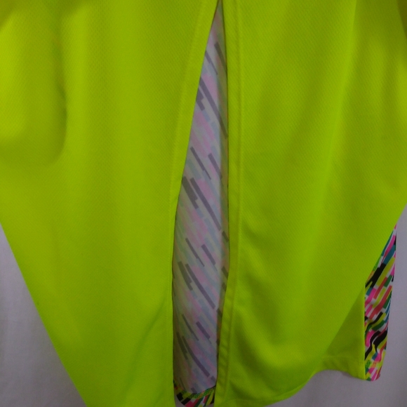 ActiveWear by Jennifer Lauren Top - Picture 5 of 6